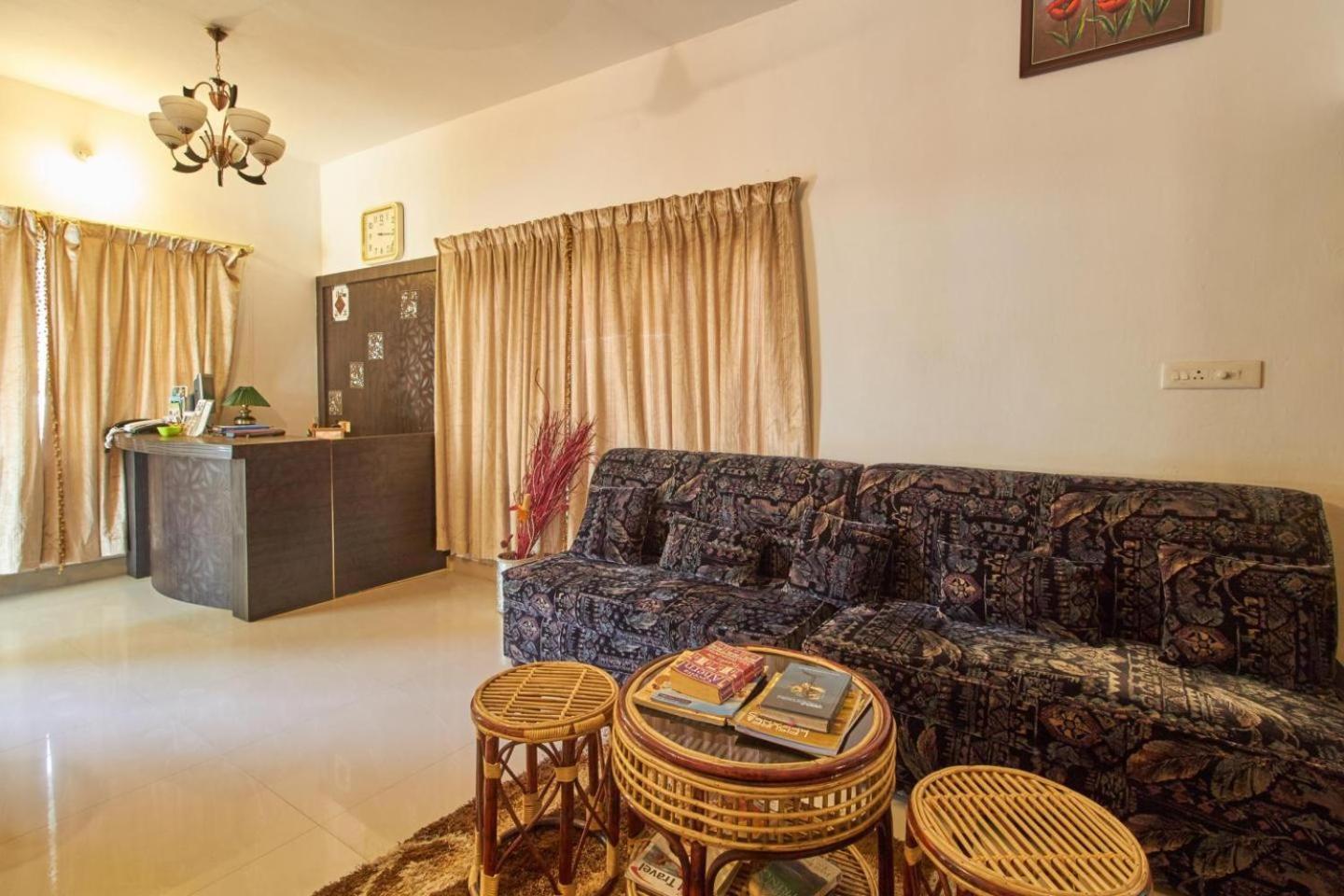 Green Leaf Home Stay Thekkady Exterior photo