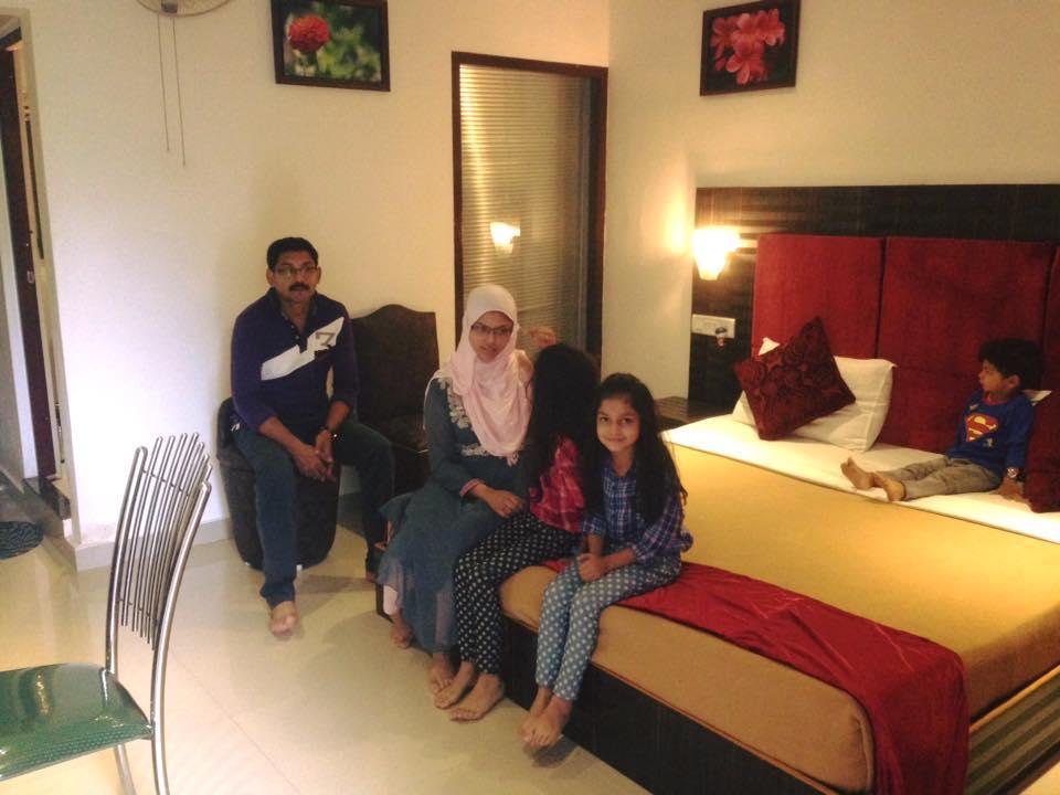 Green Leaf Home Stay Thekkady Exterior photo