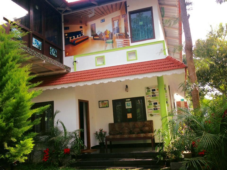 Green Leaf Home Stay Thekkady Exterior photo